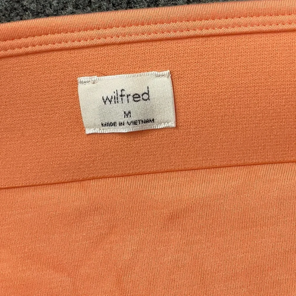NWT Aritzia Wilfred Saturn Wrap Skirt - Sun Faded Coral (M)